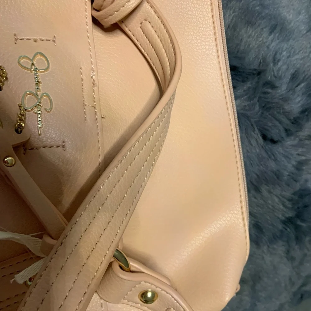 Purse - Picture 1 of 6